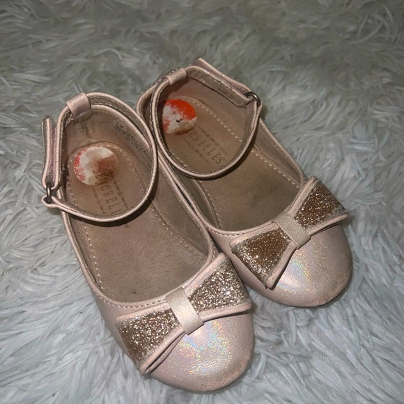 Pink shimmer shoes size 7 toddler - Picture 2 of 2
